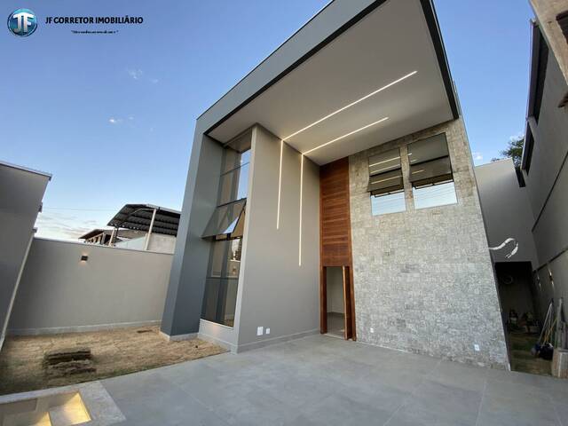 #842 - Casa para Venda em Ipatinga - MG