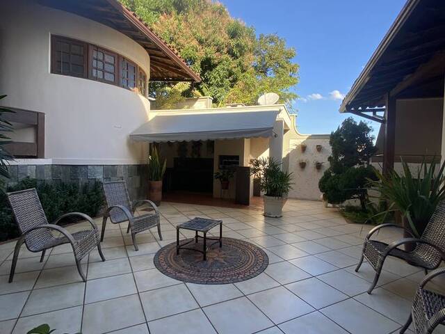 #853 - Casa para Venda em Ipatinga - MG