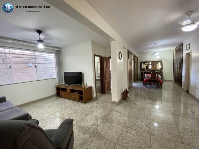Casa para Venda em Ipatinga - 5