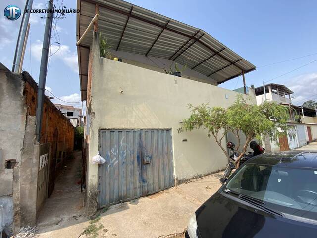 #962 - Casa para Venda em Ipatinga - MG