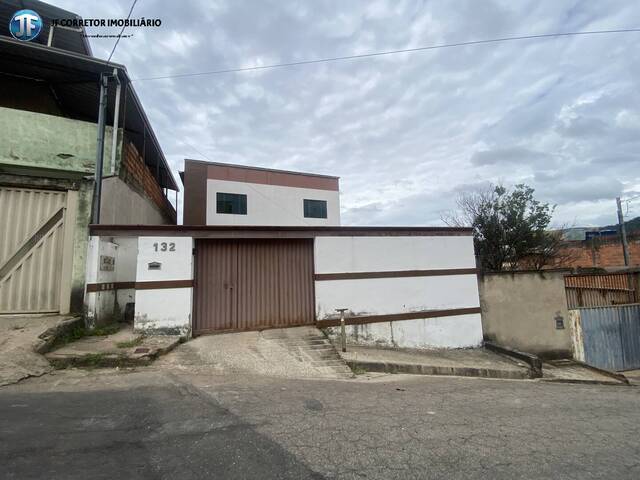#1040 - Casa para Venda em Ipatinga - MG