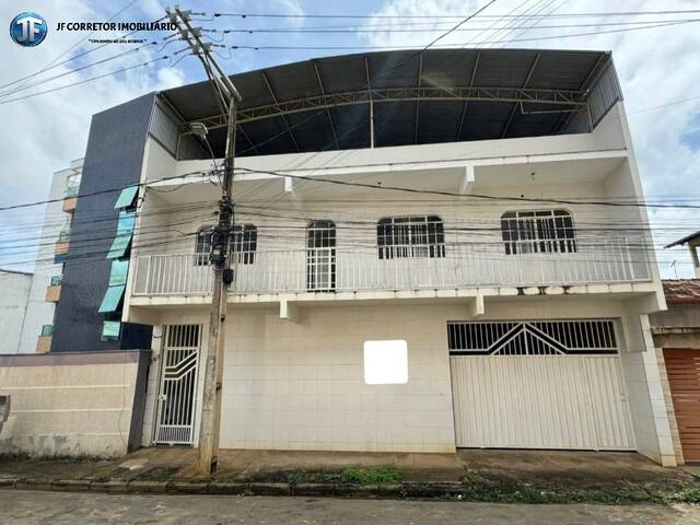 #1051 - Casa para Venda em Santana do Paraíso - MG
