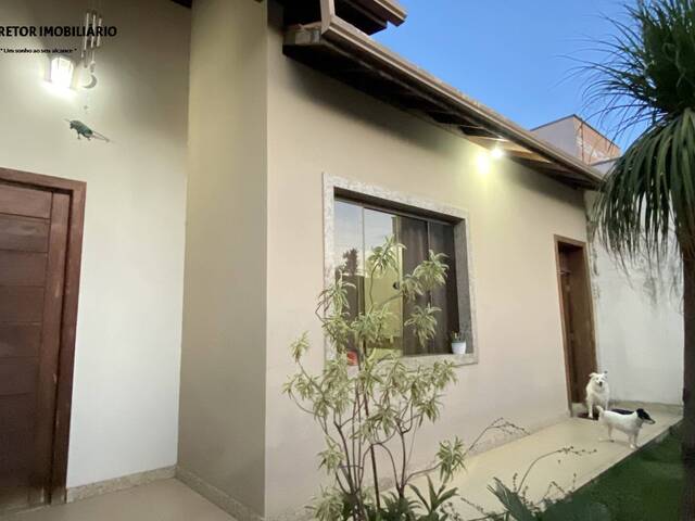 #1143 - Casa para Venda em Ipatinga - MG - 1