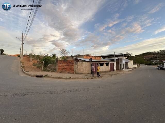 #1210 - Casa para Venda em Ipaba - MG - 2