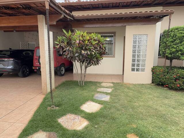 #1214 - Casa para Venda em Ipatinga - MG - 1