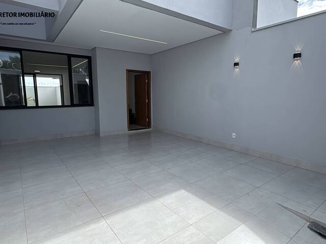 #1225 - Casa para Venda em Santana do Paraíso - MG - 2