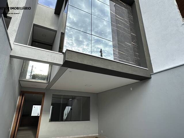 #1227 - Casa para Venda em Santana do Paraíso - MG - 3