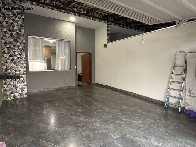 #1228 - Casa para Venda em Santana do Paraíso - MG - 1