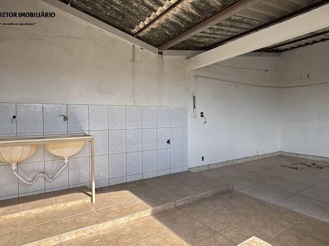 #1275 - Casa para Venda em Santana do Paraíso - MG - 3