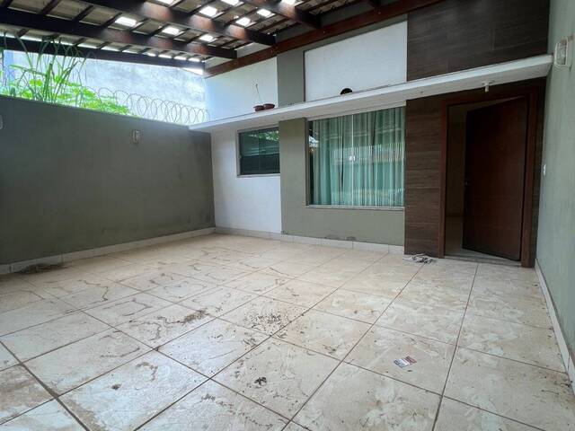 #1281 - Casa para Venda em Santana do Paraíso - MG - 1