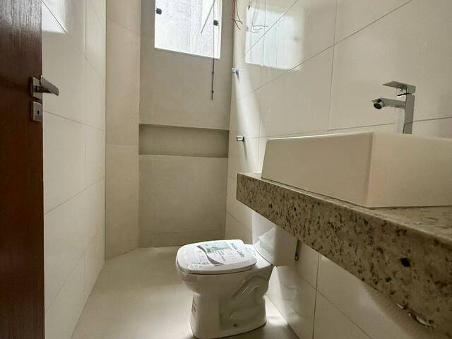 #1288 - Casa para Venda em Santana do Paraíso - MG - 2