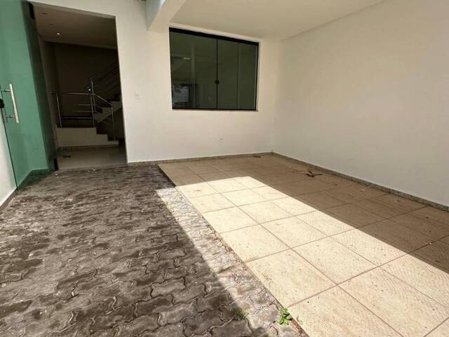 #1289 - Casa para Venda em Santana do Paraíso - MG - 1