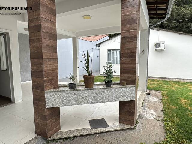 #1323 - Casa para Venda em Ipatinga - MG - 2