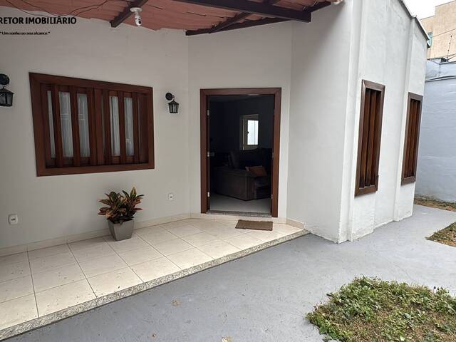 #1323 - Casa para Venda em Ipatinga - MG - 1