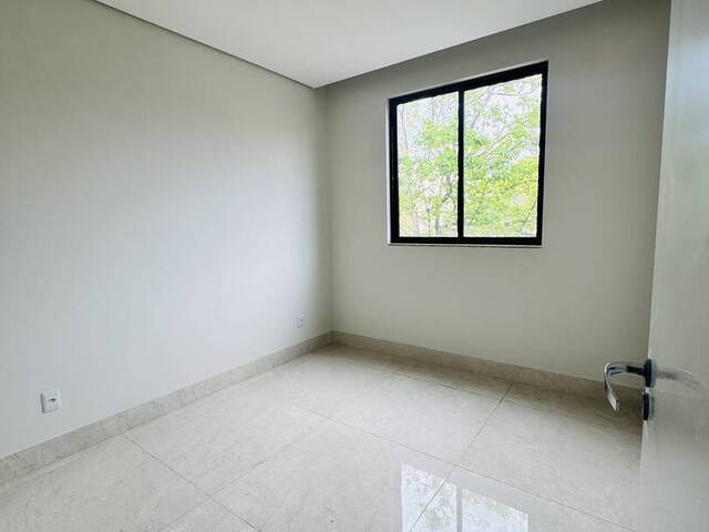 #1381 - Apartamento para Venda em Ipatinga - MG - 2