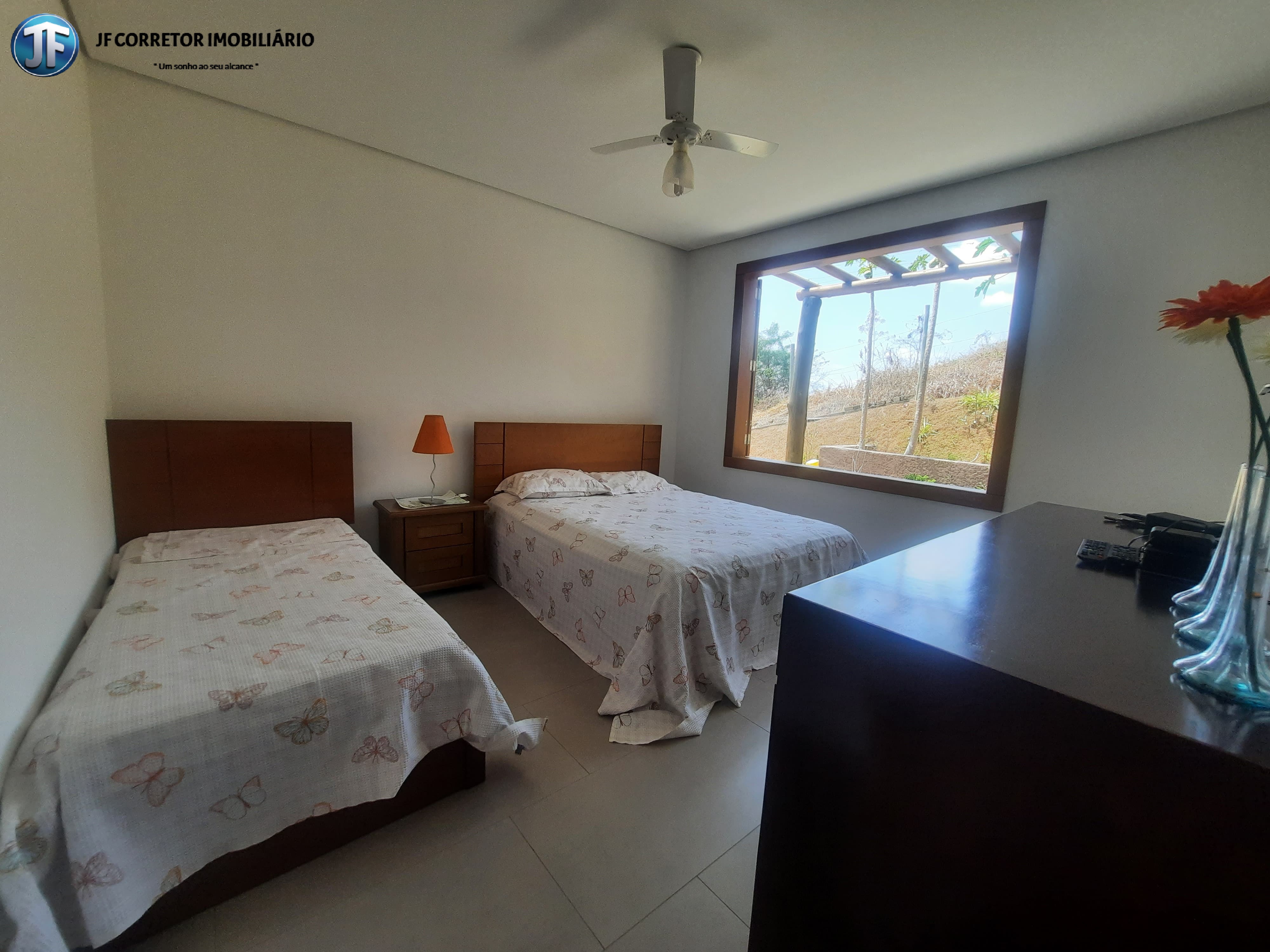 Chácara à venda com 4 quartos, 250m² - Foto 7