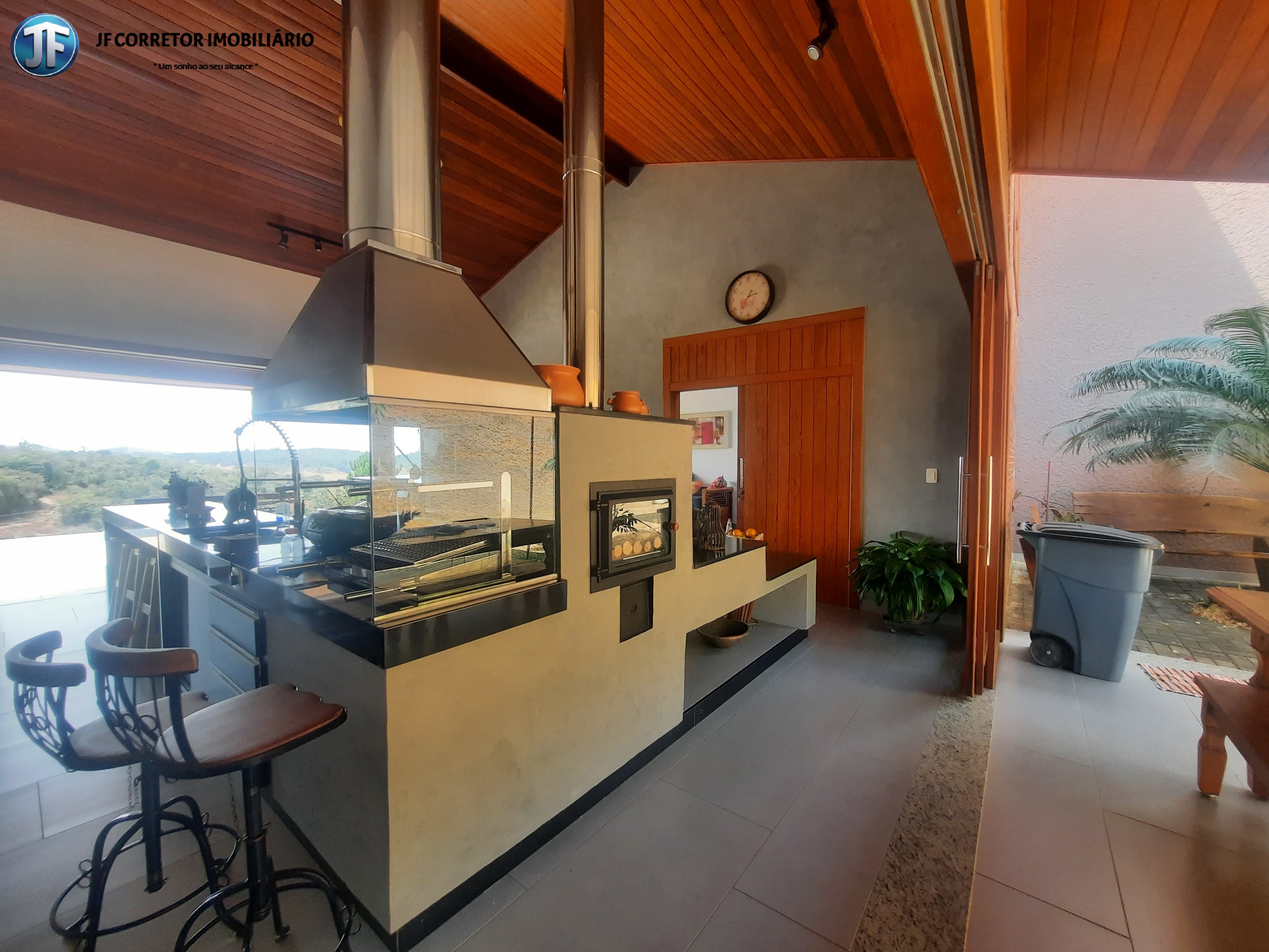 Chácara à venda com 4 quartos, 250m² - Foto 14