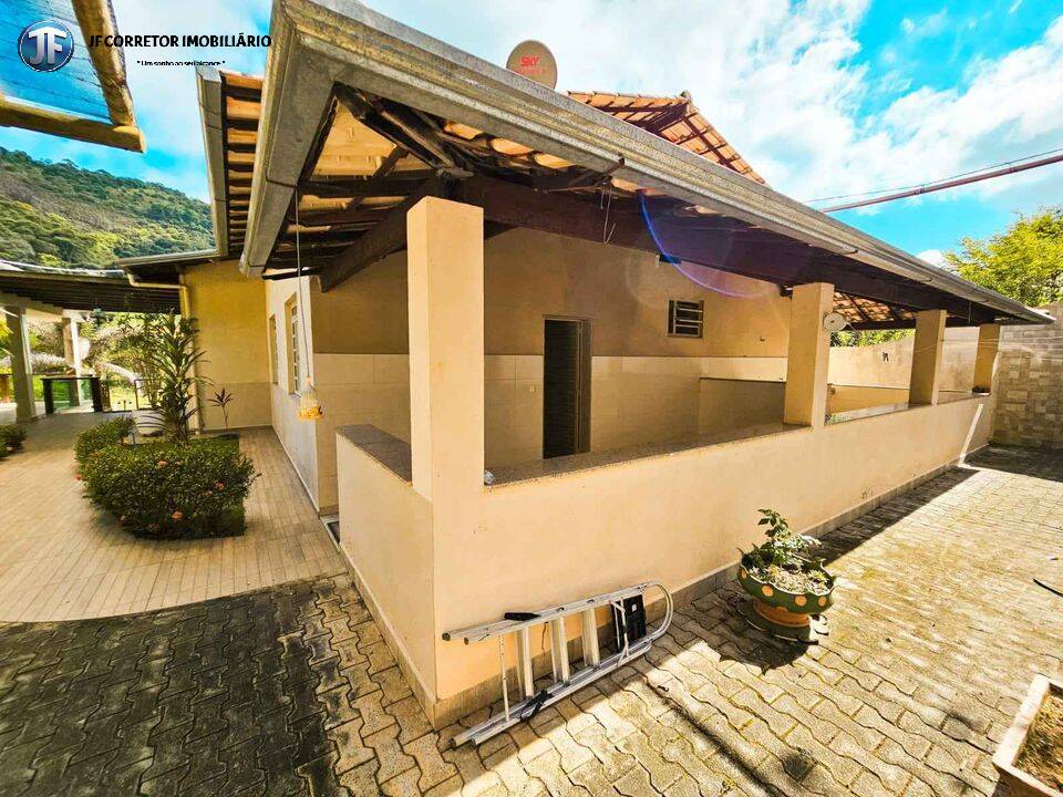 Chácara à venda com 5 quartos, 400m² - Foto 8
