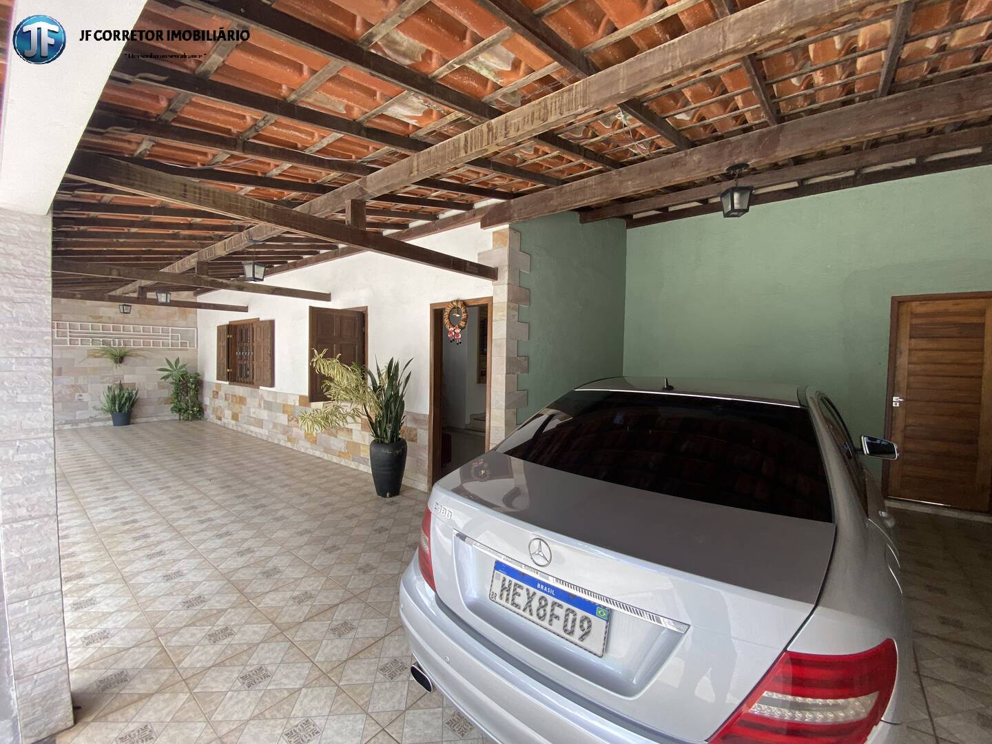 Casa, 3 quartos, 253 m² - Foto 1