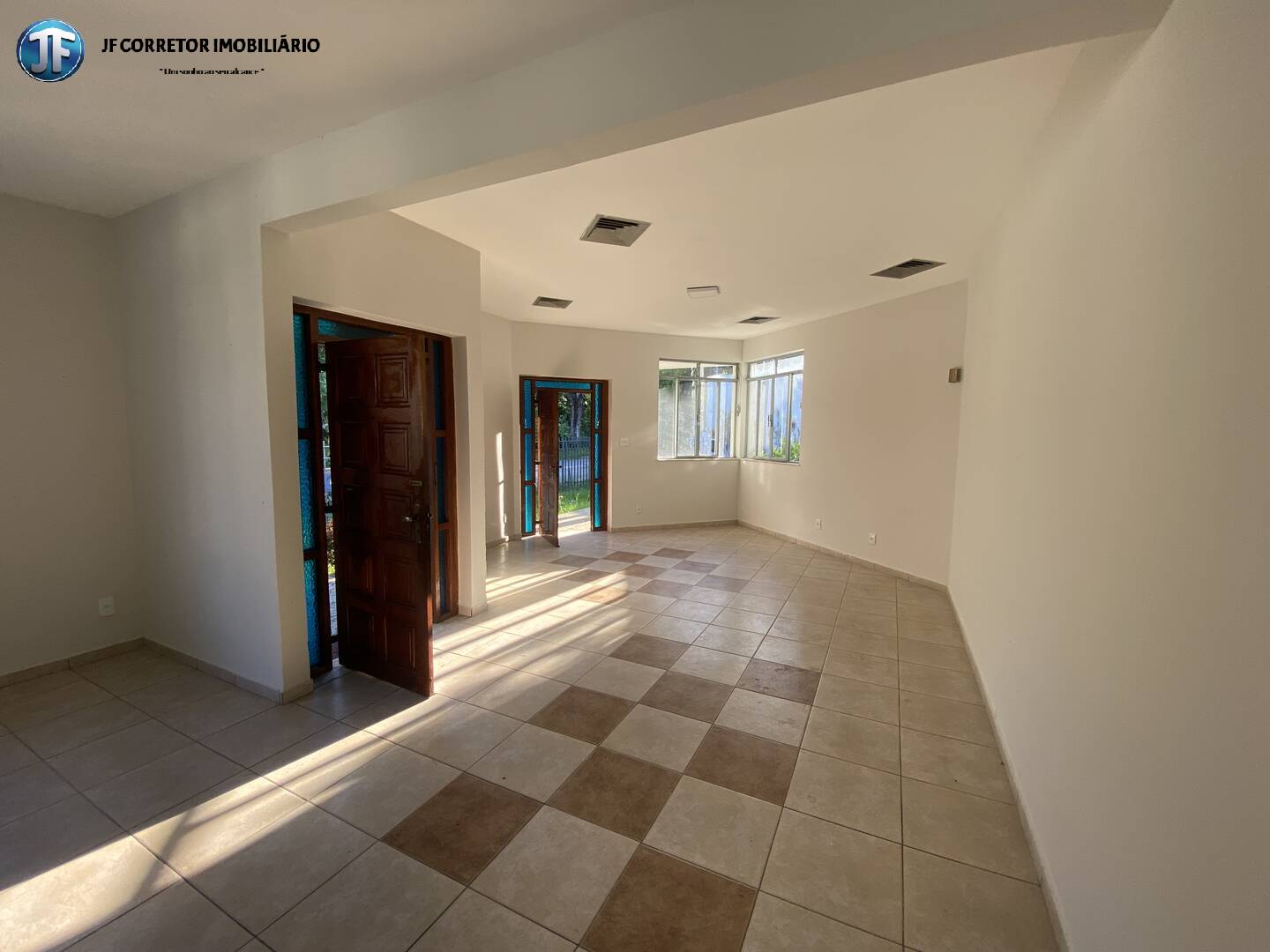 Casa, 3 quartos, 270 m² - Foto 4