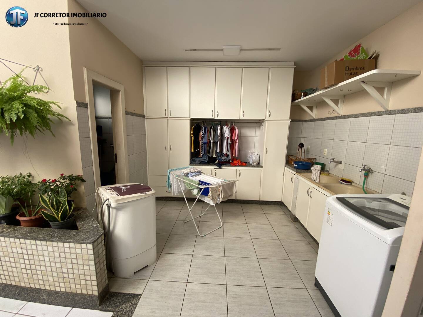 Casa, 4 quartos, 250 m² - Foto 27