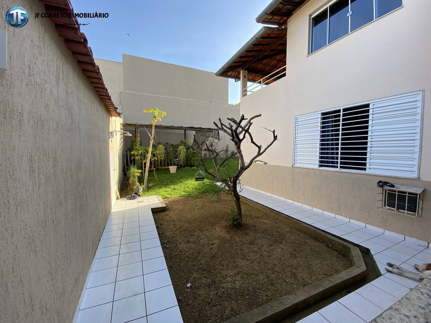 Casa, 4 quartos, 250 m² - Foto 36