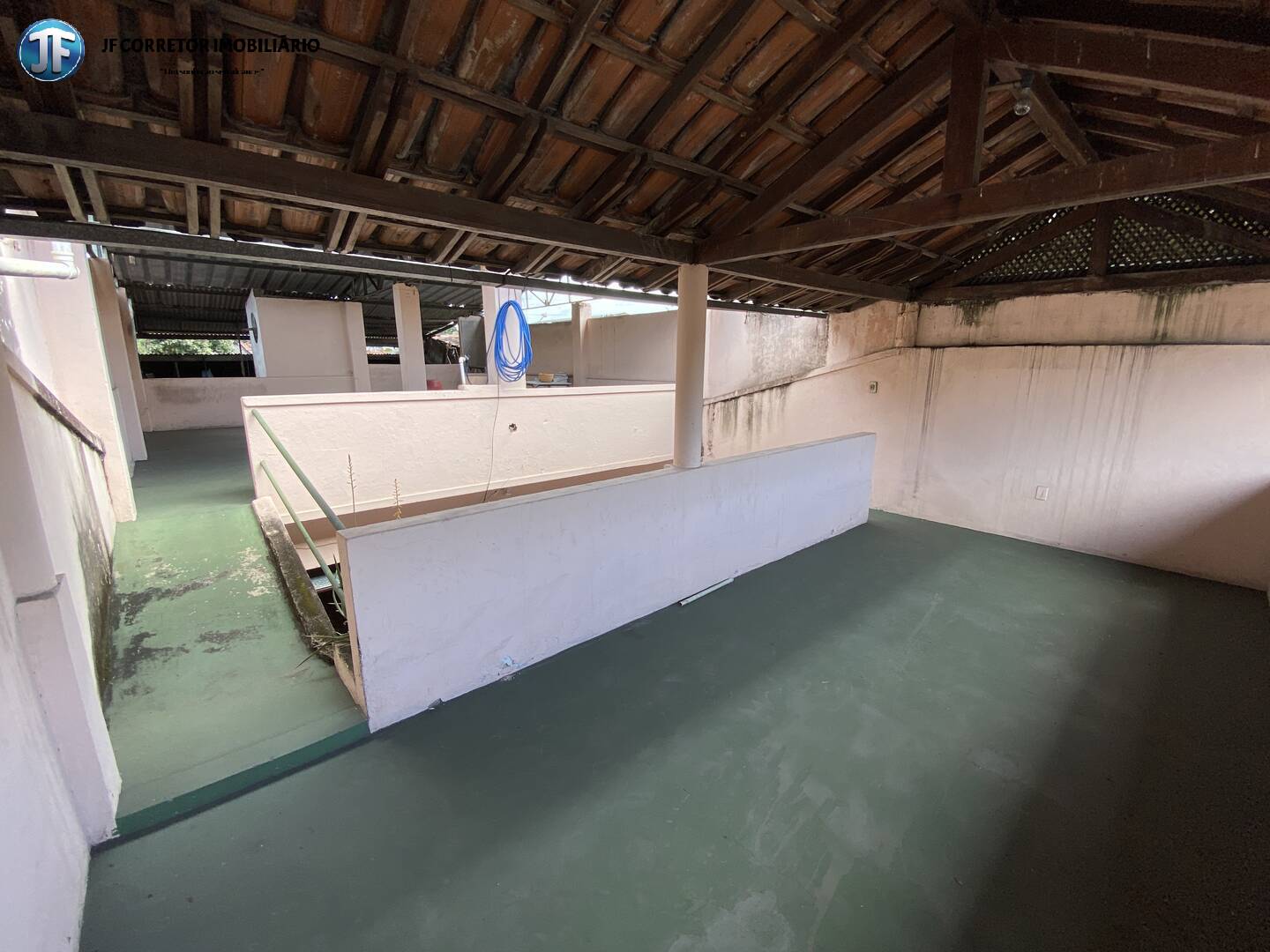 Casa à venda com 3 quartos, 239m² - Foto 18