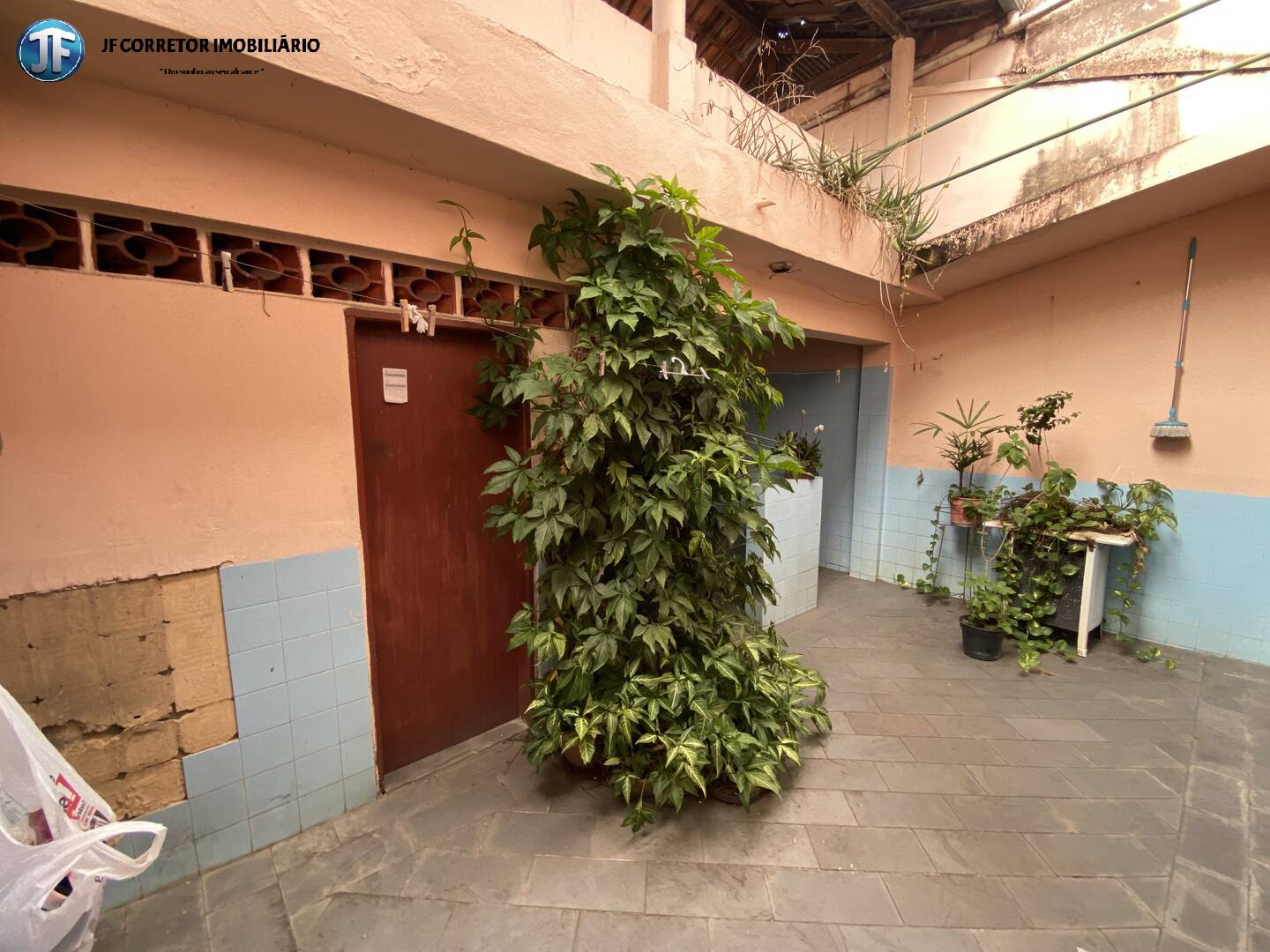 Casa à venda com 3 quartos, 239m² - Foto 20
