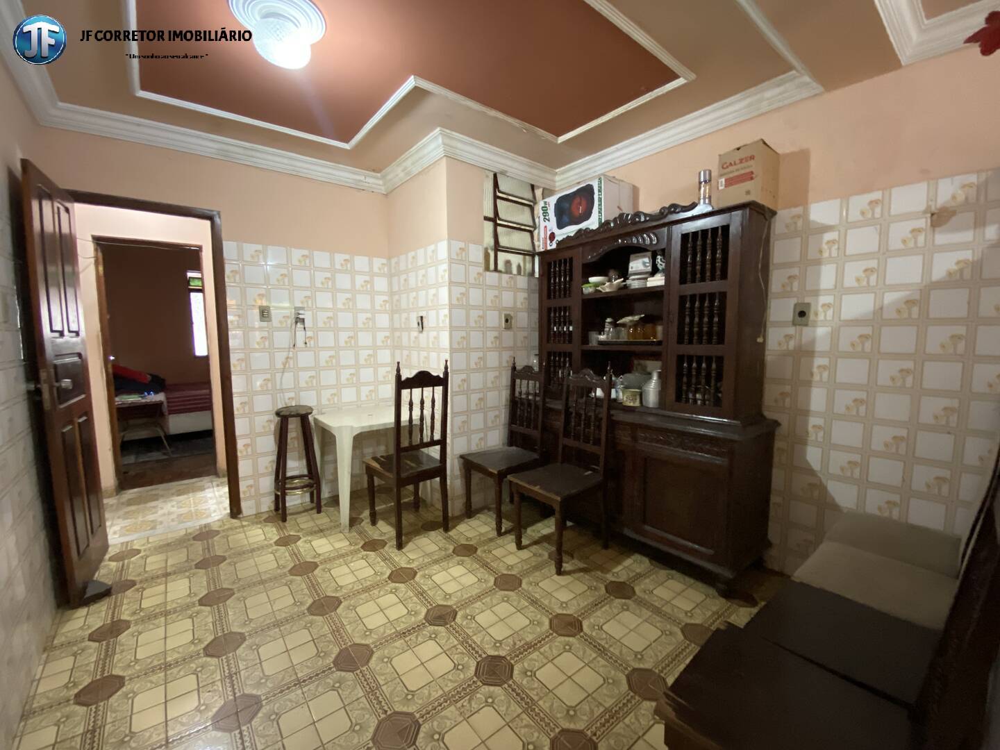 Casa à venda com 3 quartos, 239m² - Foto 3