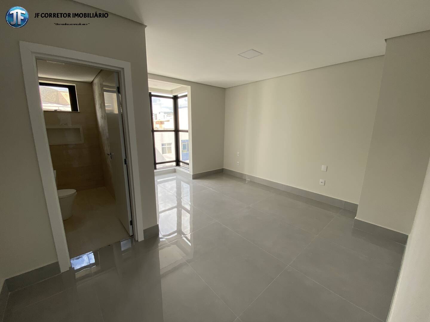 Cobertura à venda com 3 quartos, 215m² - Foto 7