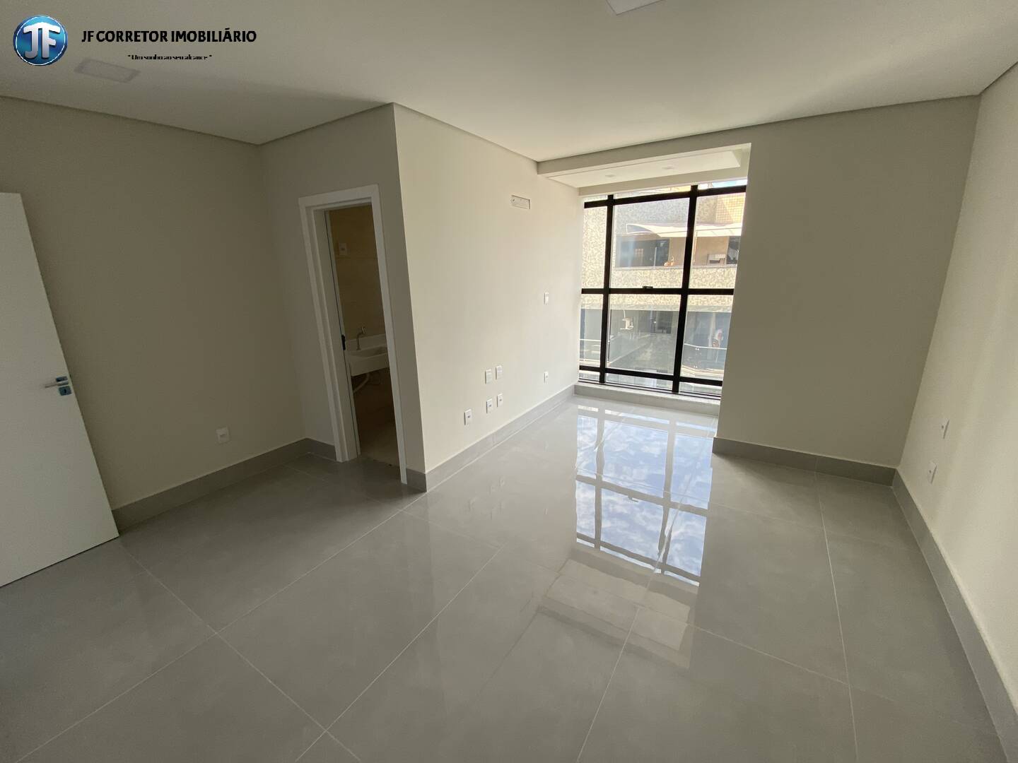 Cobertura à venda com 3 quartos, 215m² - Foto 8