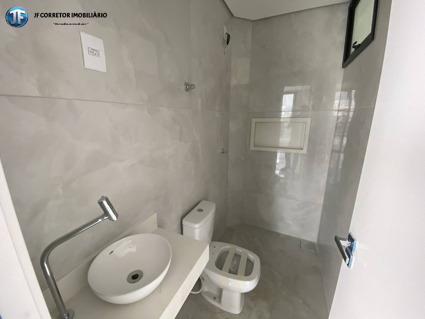 Cobertura à venda com 3 quartos, 215m² - Foto 13