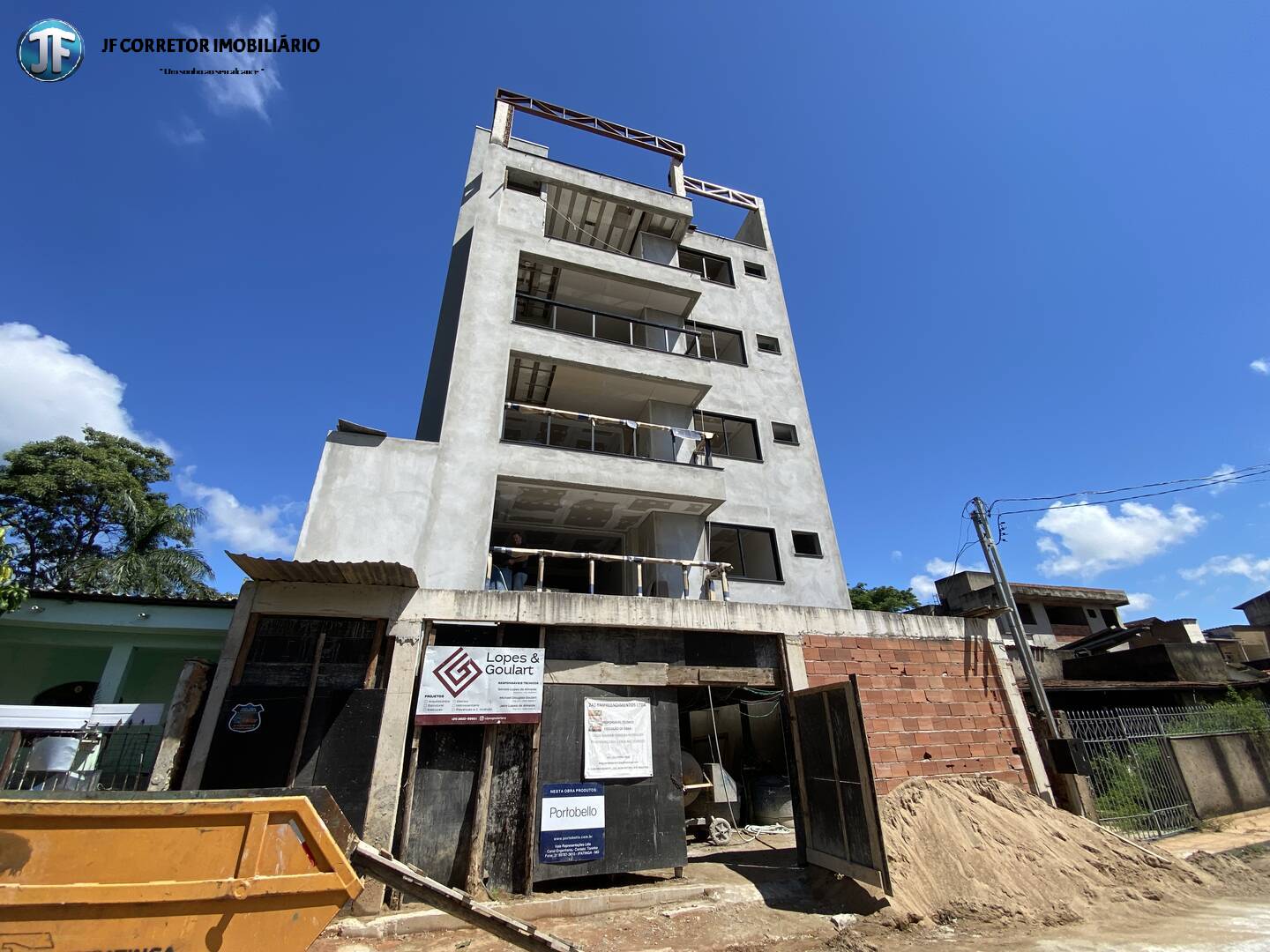 Apartamento à venda com 3 quartos, 103m² - Foto 1