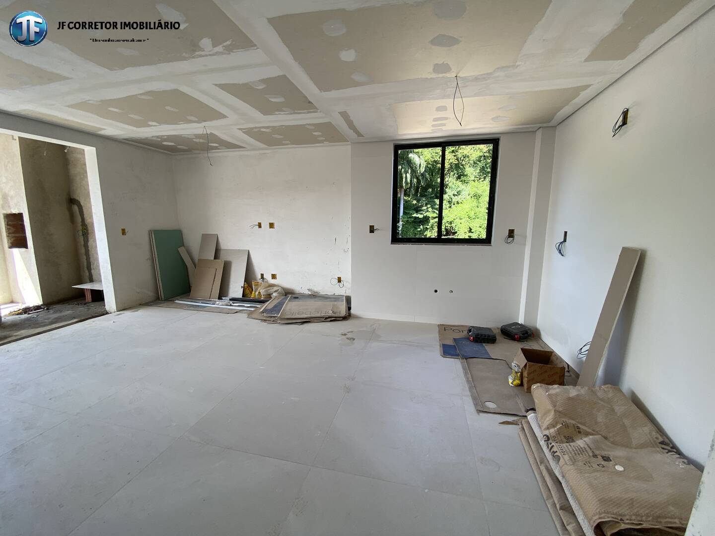 Apartamento à venda com 3 quartos, 103m² - Foto 4