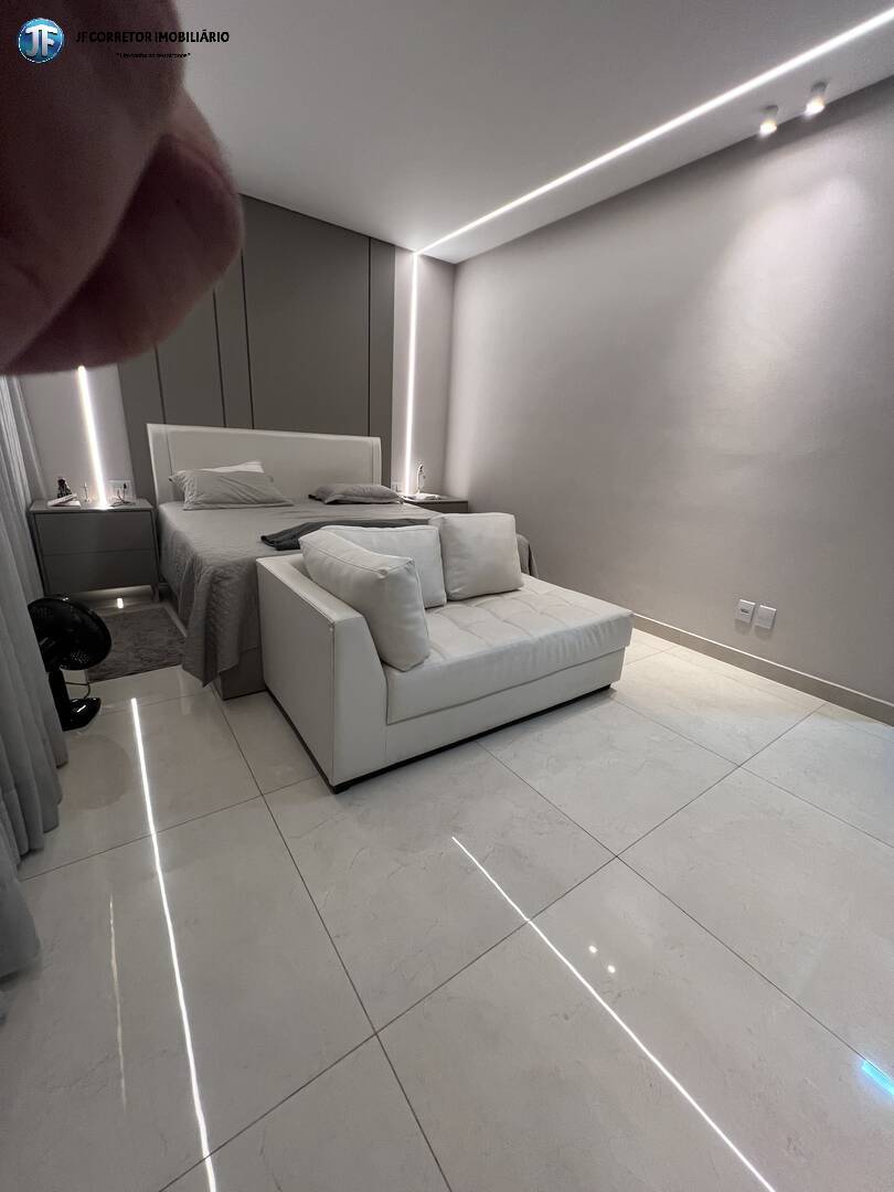Apartamento à venda com 3 quartos, 200m² - Foto 18