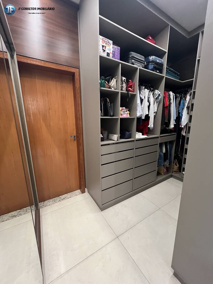 Apartamento à venda com 3 quartos, 200m² - Foto 20