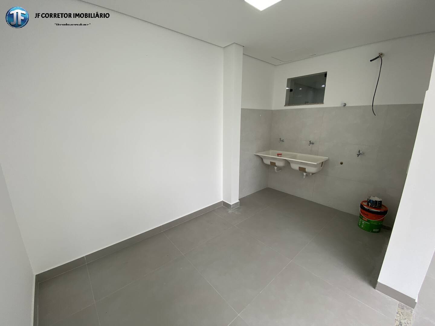 Casa à venda com 3 quartos, 176m² - Foto 7