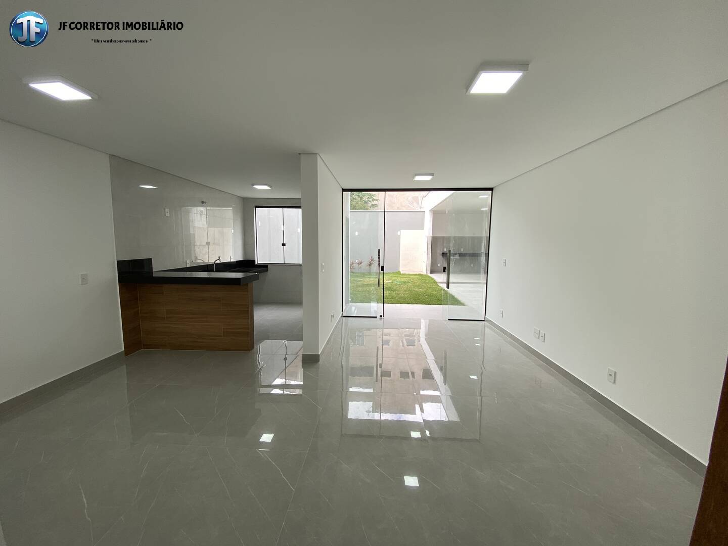 Casa à venda com 3 quartos, 176m² - Foto 8