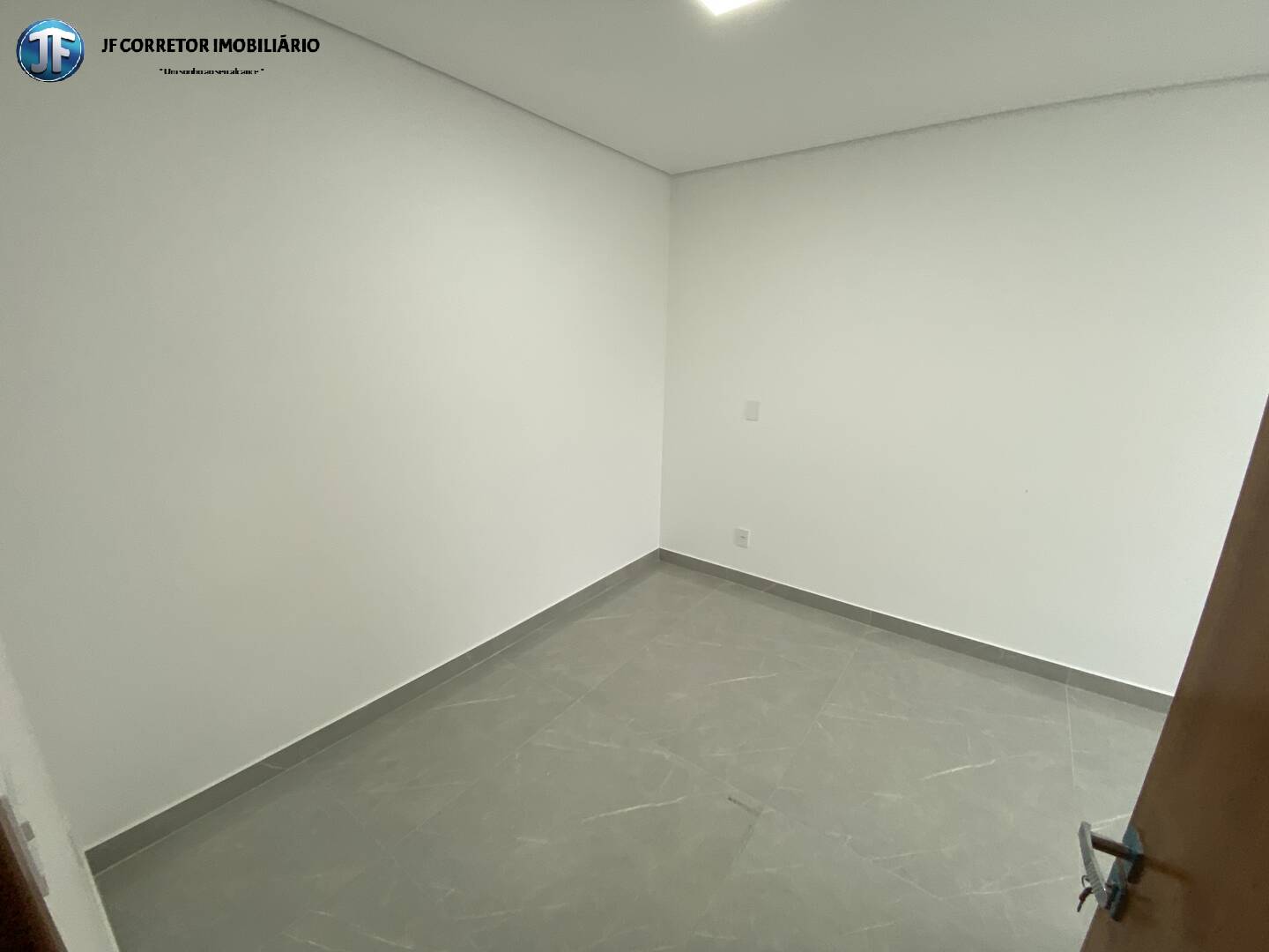 Casa à venda com 3 quartos, 176m² - Foto 9