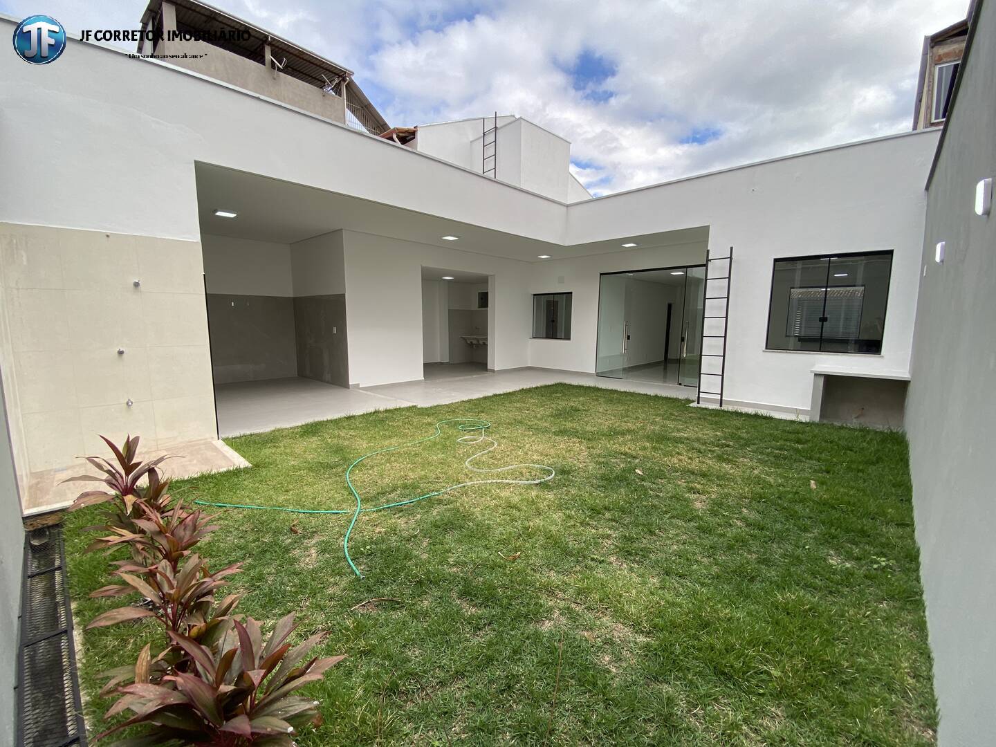 Casa à venda com 3 quartos, 176m² - Foto 20