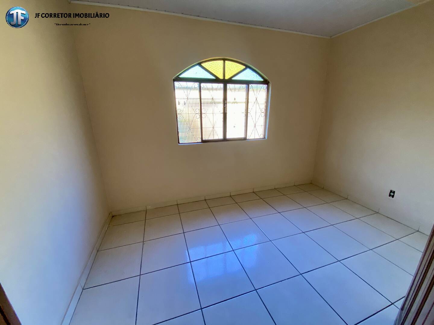 Casa à venda com 4 quartos, 360m² - Foto 4