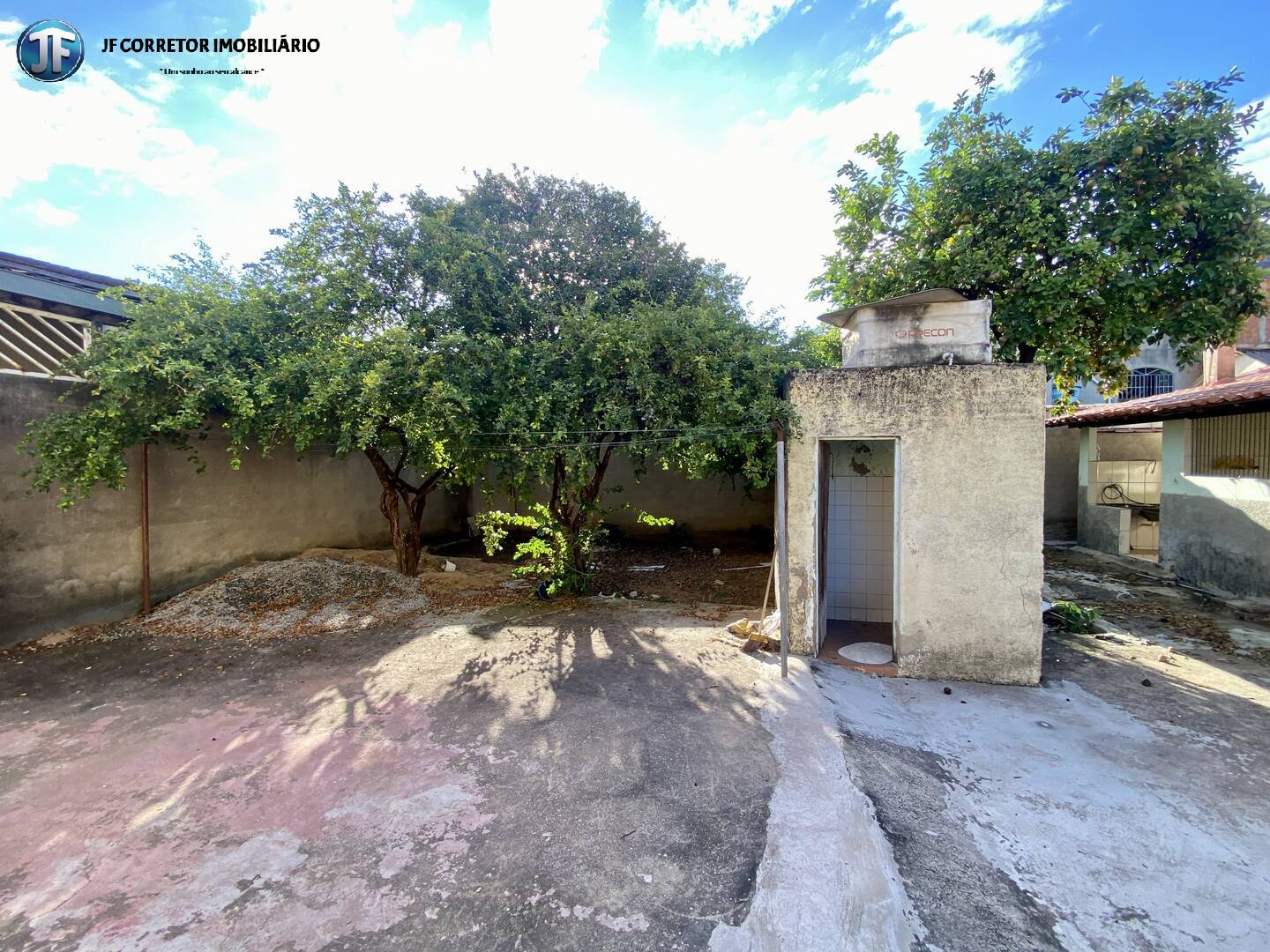 Casa à venda com 4 quartos, 360m² - Foto 19