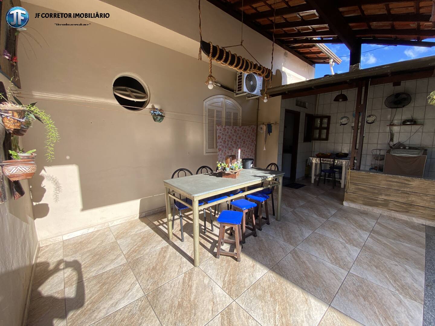 Casa à venda com 3 quartos, 242m² - Foto 13