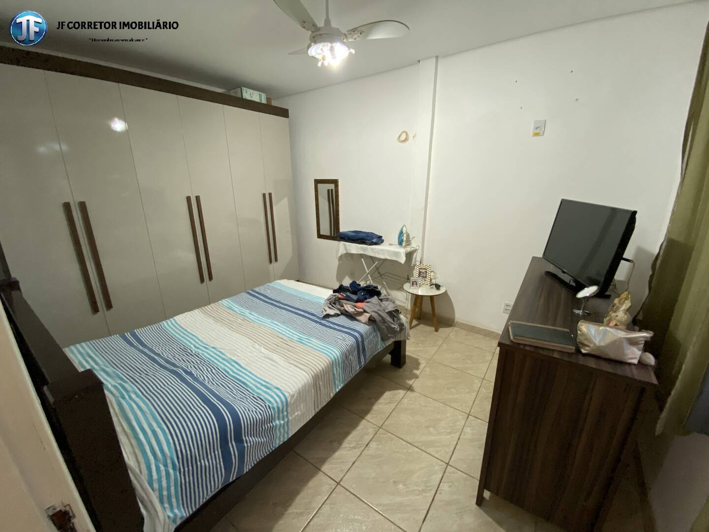 Casa à venda com 3 quartos, 360m² - Foto 7