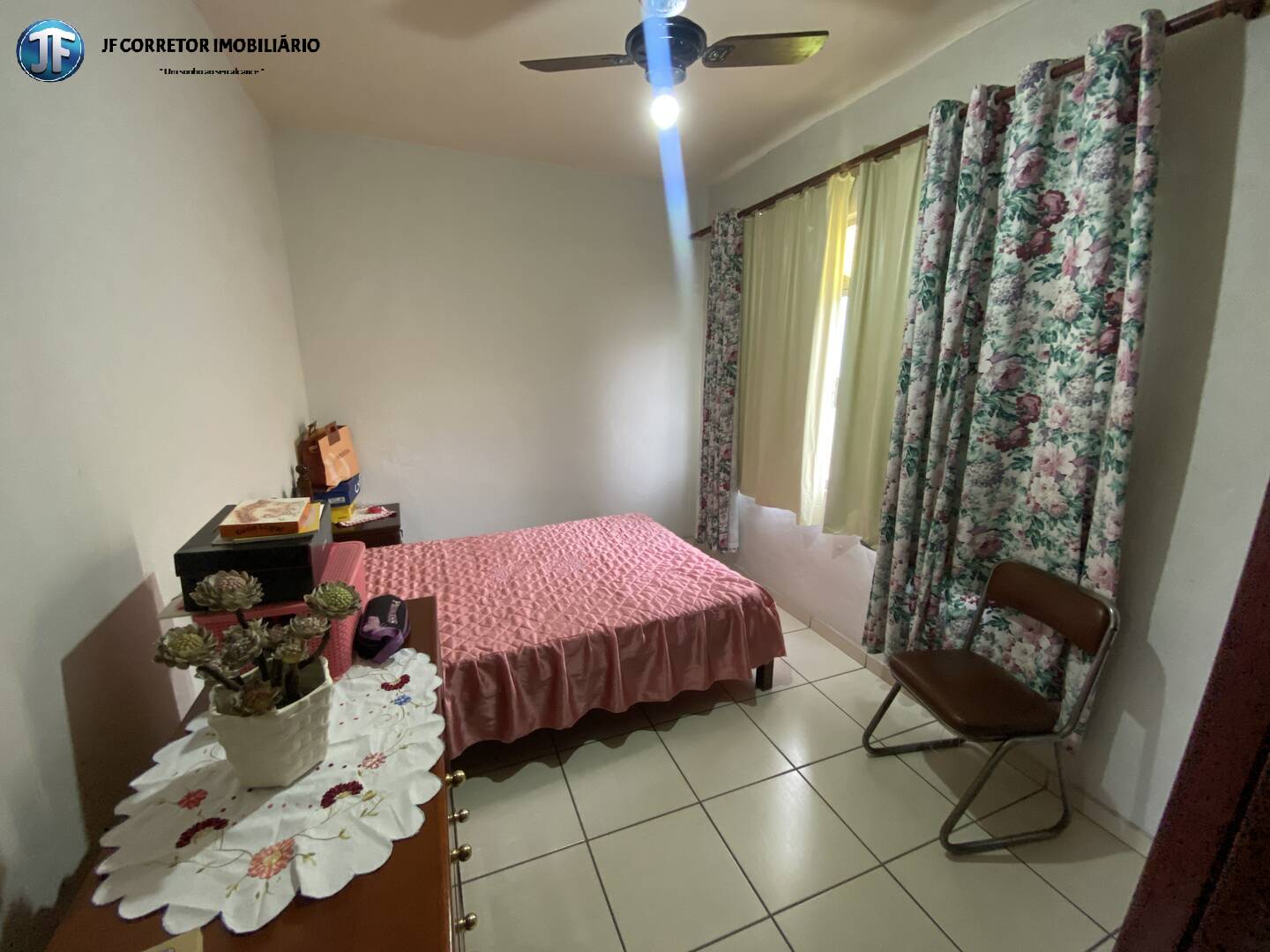 Casa, 4 quartos, 198 m² - Foto 2