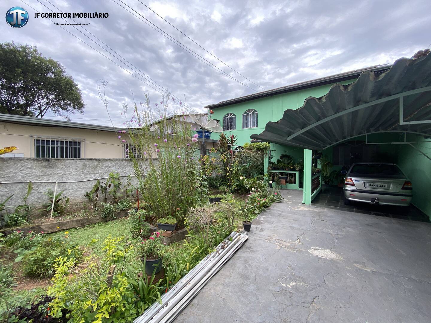 Casa, 4 quartos, 198 m² - Foto 1