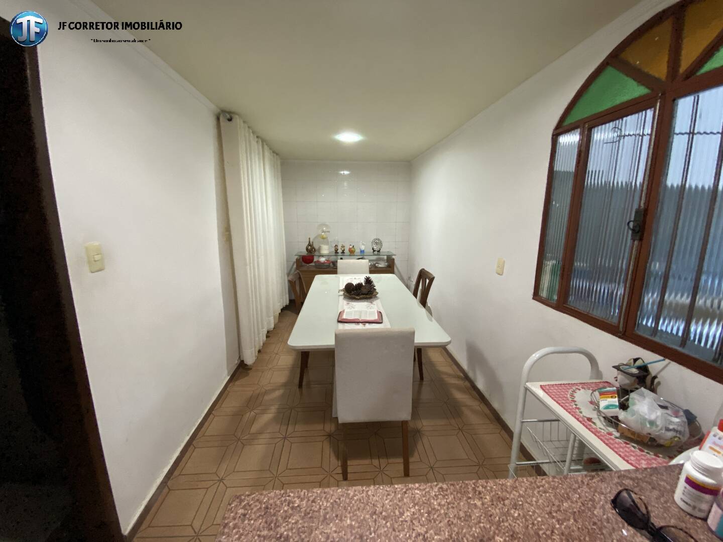 Casa à venda com 3 quartos, 250m² - Foto 5