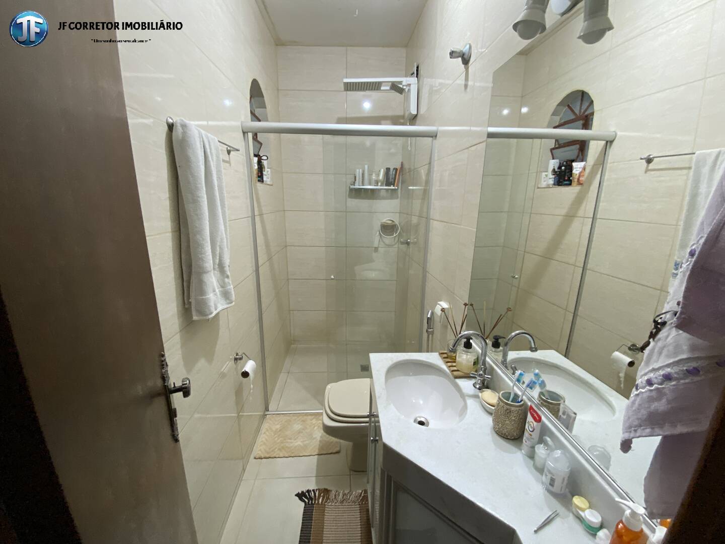 Casa à venda com 3 quartos, 250m² - Foto 13