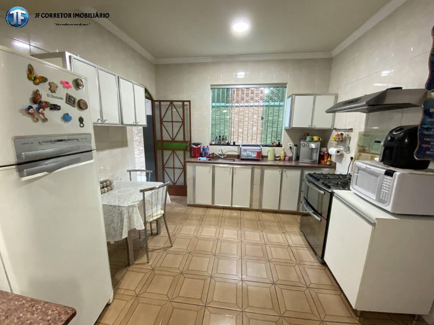 Casa à venda com 3 quartos, 250m² - Foto 23