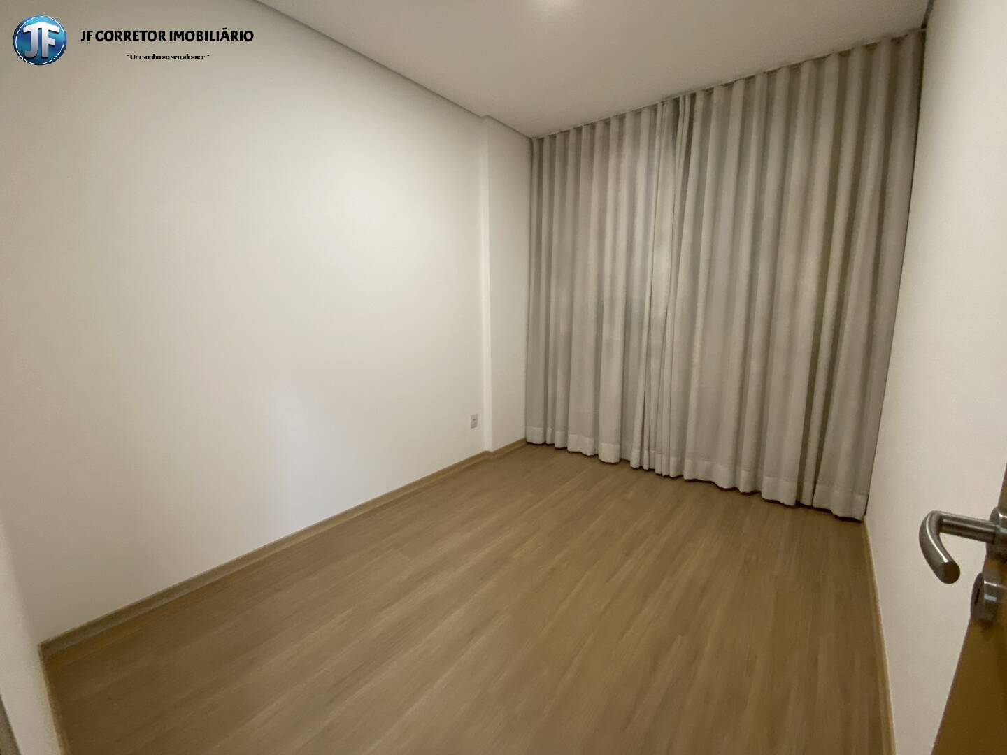Apartamento à venda com 3 quartos, 91m² - Foto 4